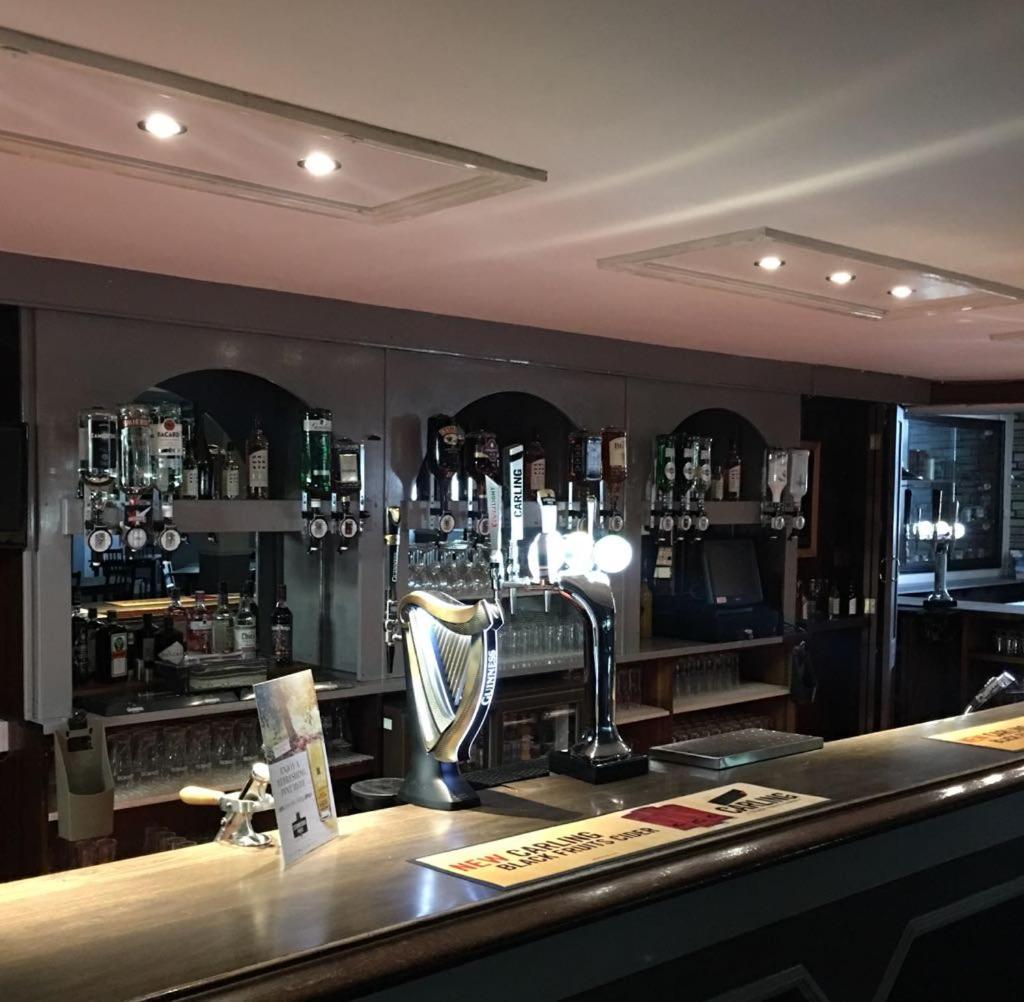 The Embassy Hotel Kingston upon Hull Exteriör bild